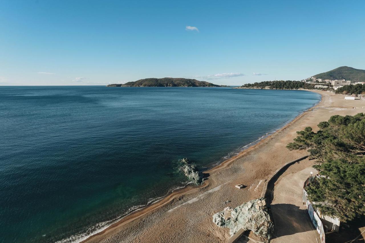 Beachfront Luxury Apartment Будва Екстериор снимка