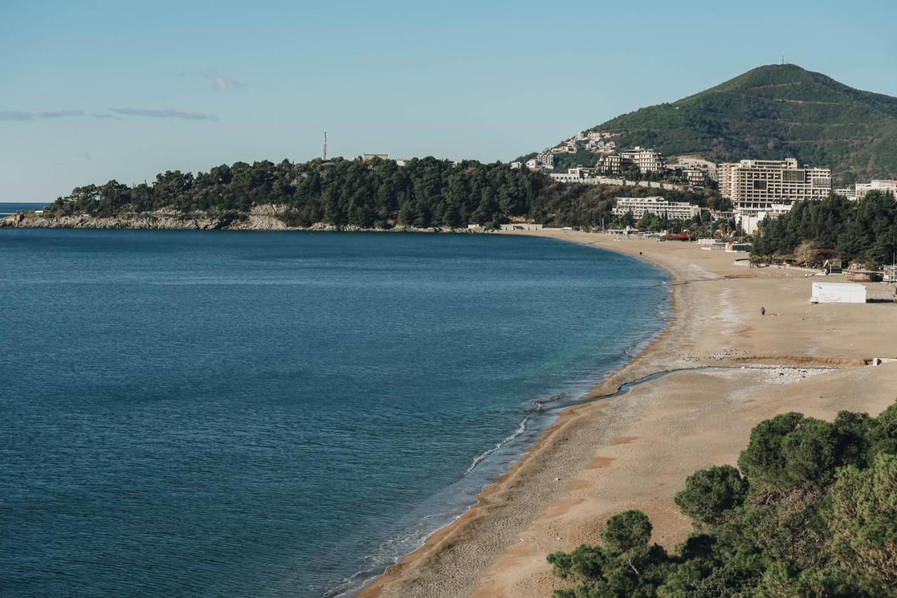 Beachfront Luxury Apartment Будва Екстериор снимка
