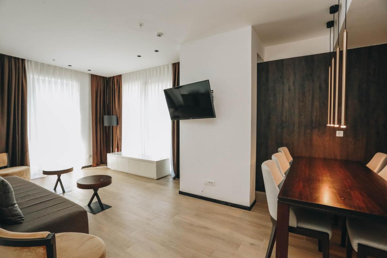 Beachfront Luxury Apartment Будва Екстериор снимка