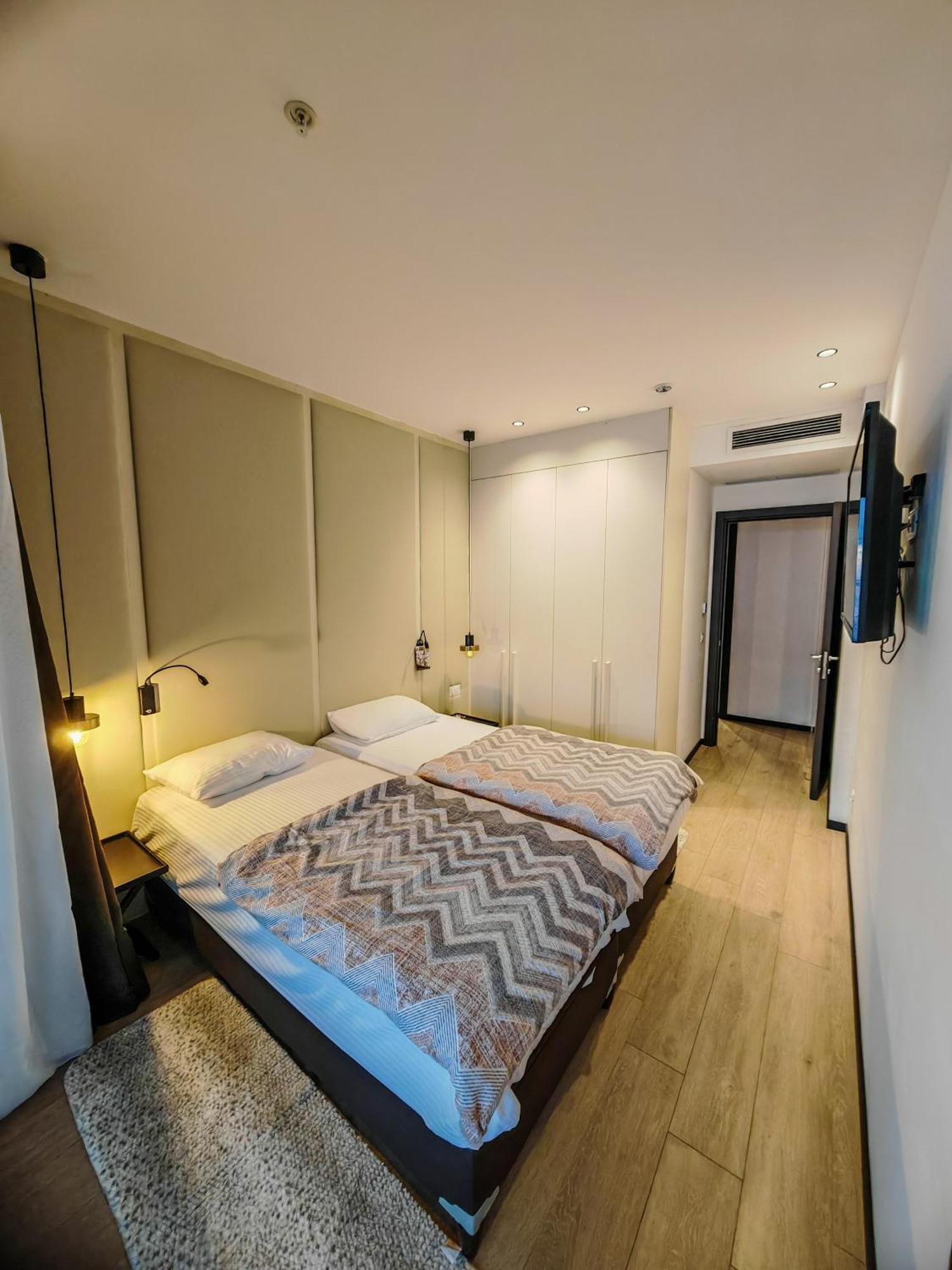 Beachfront Luxury Apartment Будва Екстериор снимка