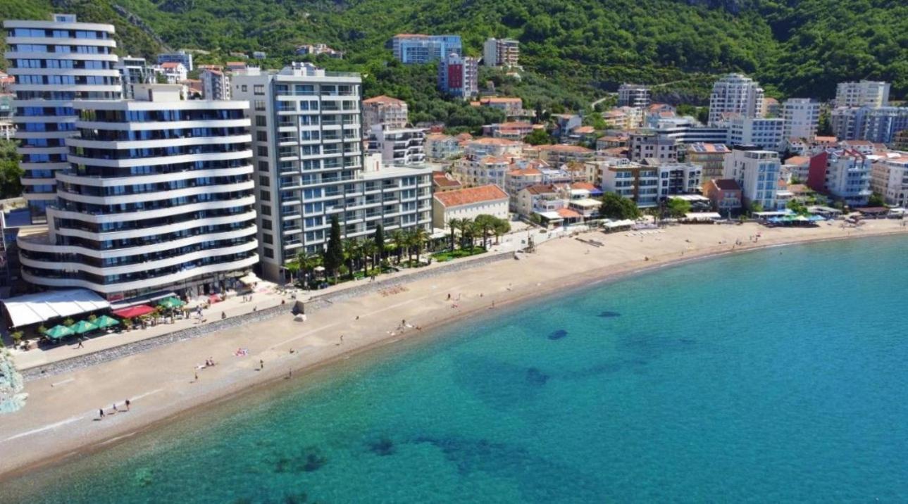 Beachfront Luxury Apartment Будва Екстериор снимка